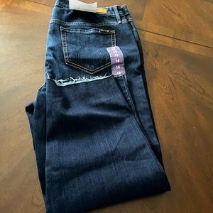 Seven7 cropped jeans NWT